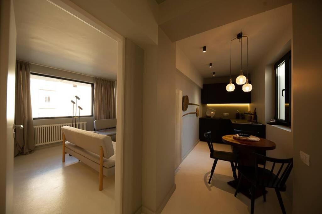 Zen Apartment - Calea Victoriei Boekarest Buitenkant foto